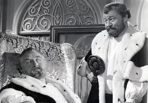 Пекарь императора — Император пекаря — кадр 5