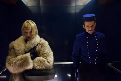 Пирсинг — кадр 1
