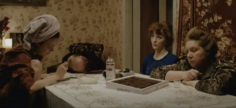 Нашла коса на камень — кадр 3