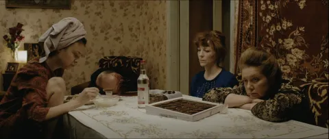 Нашла коса на камень — кадр 10