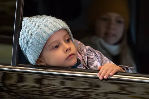 Держи меня за руку — кадр 2