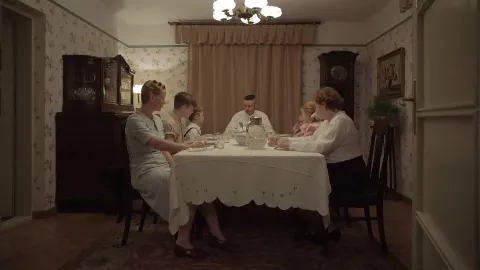 Зона интересов — кадр 2