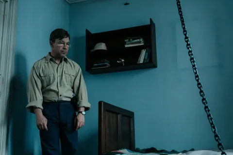 На цепи — кадр 7