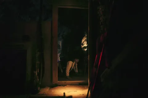 Шёпот — кадр 5