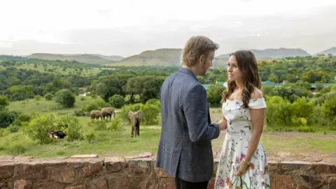 Love on Safari — кадр 3