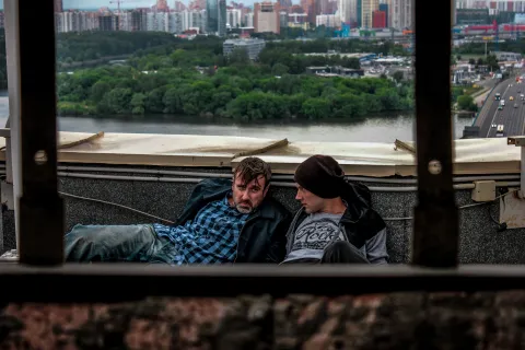 Чёрная лестница — кадр 3
