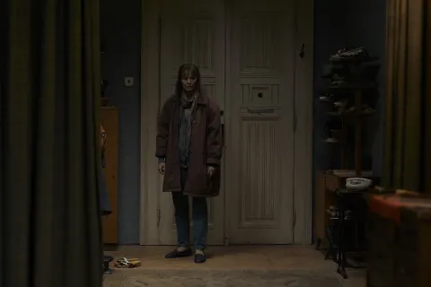 В неведении — кадр 1