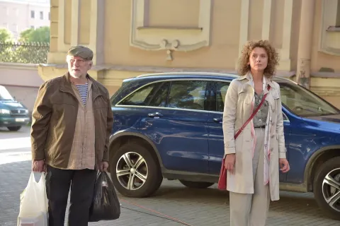 Петербургский роман — кадр 2