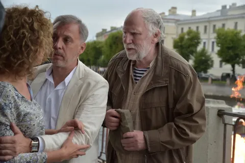 Петербургский роман — кадр 4