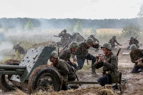 Подольские курсанты — кадр 4