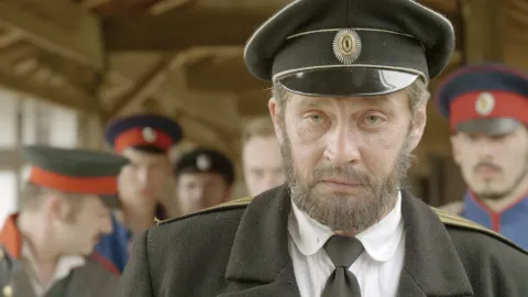 В плену у сакуры — кадр 5