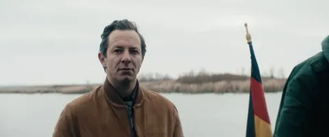 Свободная страна — кадр 5