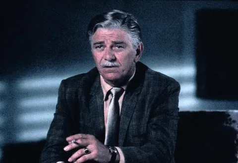 Алюминиевые человечки — кадр 1
