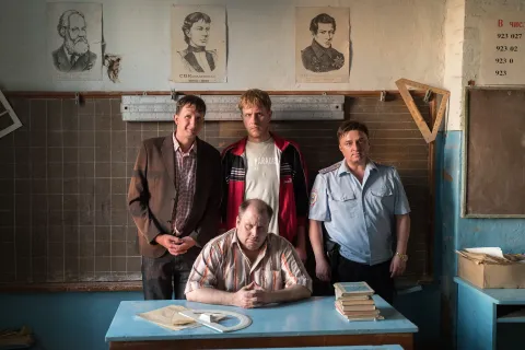 Жуки — кадр 1
