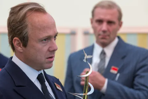 Небо измеряется милями — кадр 7