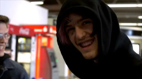 Lil Peep: всё для всех — кадр 7