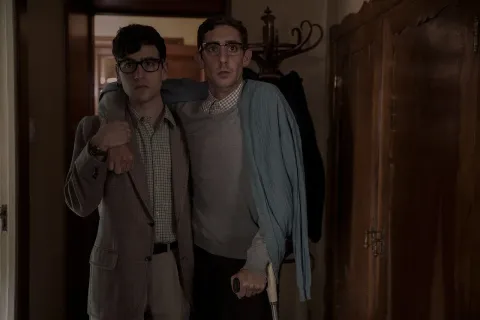 Невидимая линия — кадр 4