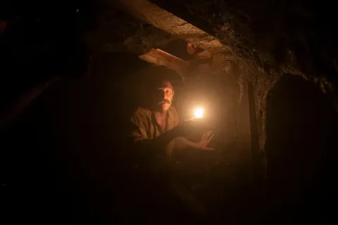 Война под землей — кадр 5