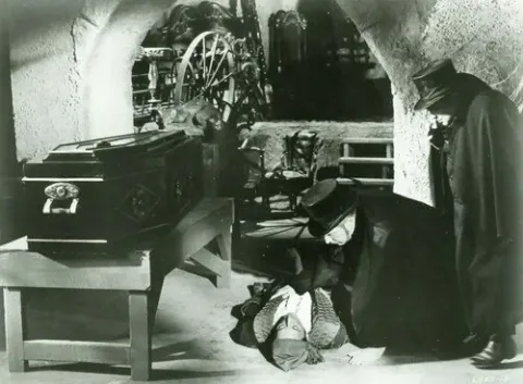 Комедия ужасов — кадр 2