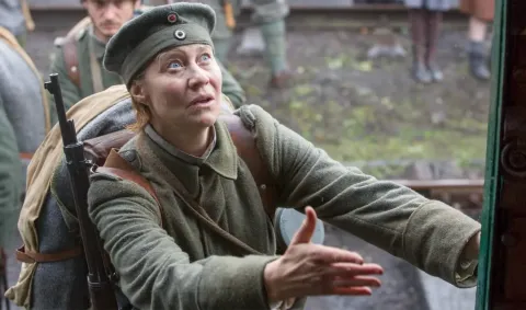 Эрна на войне — кадр 3