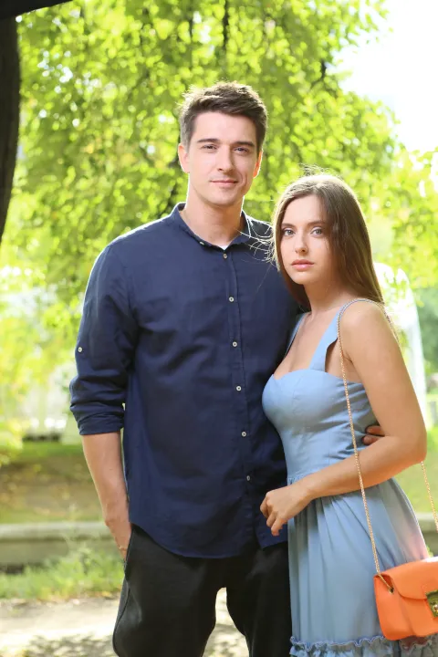 Бархатный сезон — кадр 4