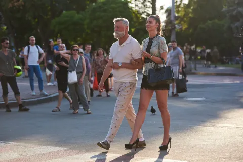 Папик — кадр 2