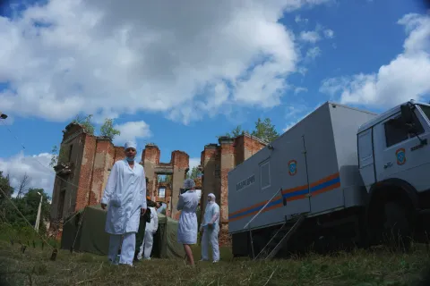 Вирус — кадр 2