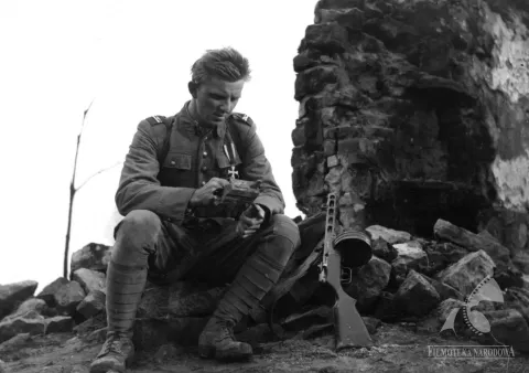 Крест за отвагу — кадр 3