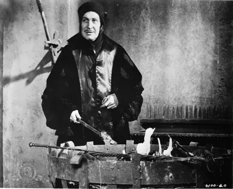 Колодец и маятник — кадр 12