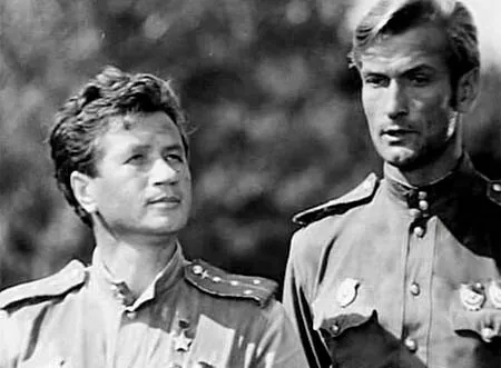 В бой идут одни «старики» — кадр 6