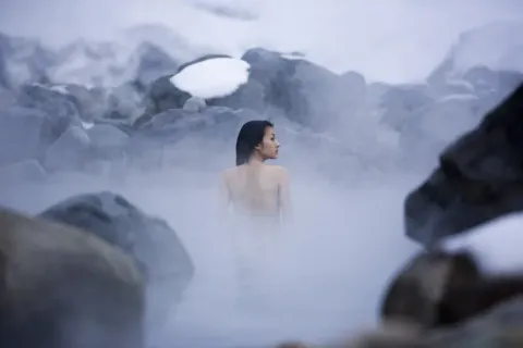 Шелк — кадр 11