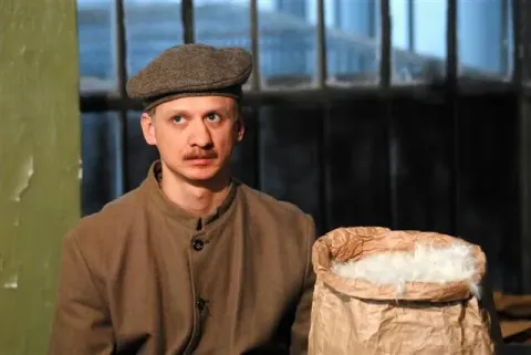 Я обслуживал английского короля — кадр 7