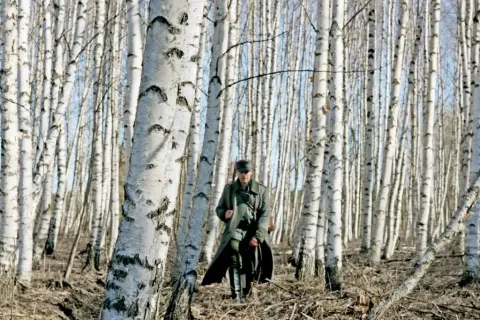 Слезы апреля — кадр 3