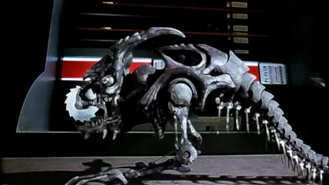 Крикуны — кадр 1