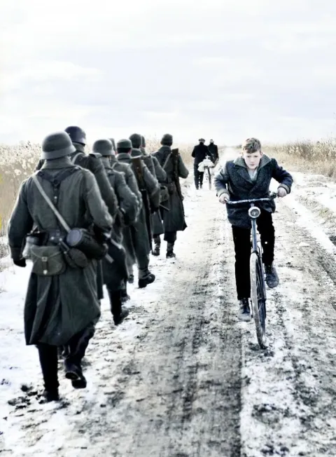 Зима в военное время — кадр 6