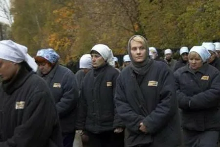 Жестокость — кадр 3