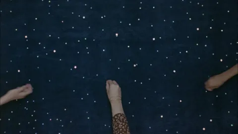Песня соловьев — кадр 6
