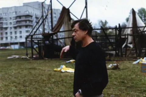 Цирк сгорел, и клоуны разбежались — кадр 4