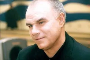 Апрель — кадр 10