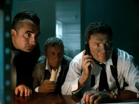 Маленькие разбойники — кадр 10