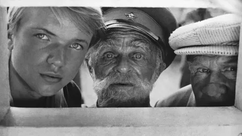 Целуются зори — кадр 5