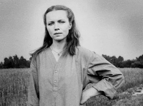 Портрет жены художника — кадр 4