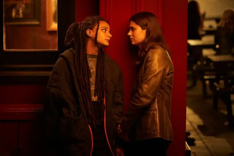 Разговоры с друзьями — кадр 1