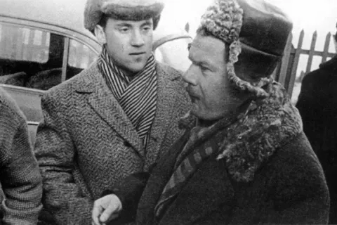 Штрафной удар — кадр 2