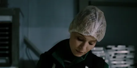 На выдохе — кадр 10