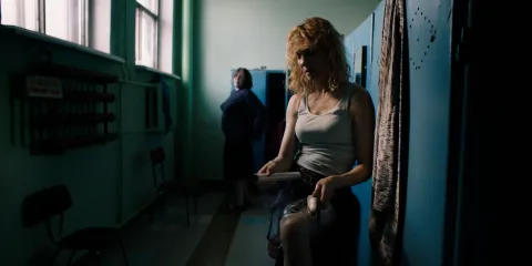 На выдохе — кадр 12
