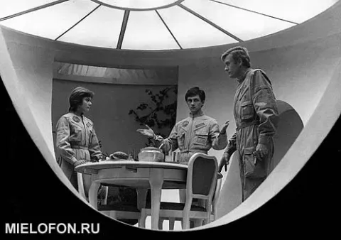Лиловый шар — кадр 2