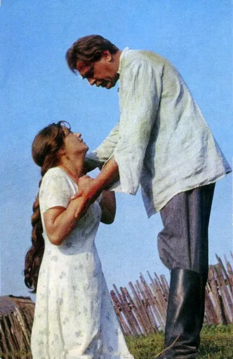 Любовь земная — кадр 1