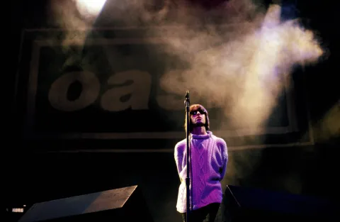 Oasis Knebworth 1996 — кадр 2