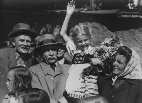 Жизнь в цитадели — кадр 2